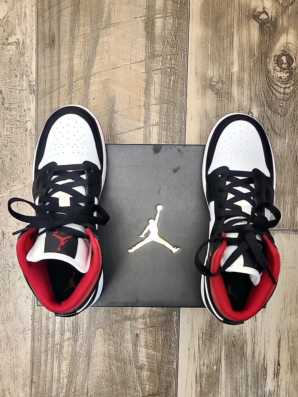 Jordan Air Jordan 1 Mid (GS) ) Color Block Sneakers US 5Y Brand New - Picture 2 of 7